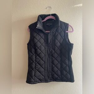 Andrew Marc black insulated puffer vest, size S